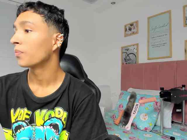 Estyler18 Estyler18