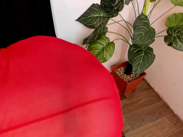 Milfandrea's BongaCams show and profile