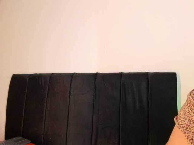 Milfandrea's BongaCams show and profile