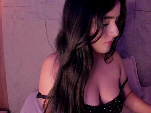 Malu's BongaCams show and profile
