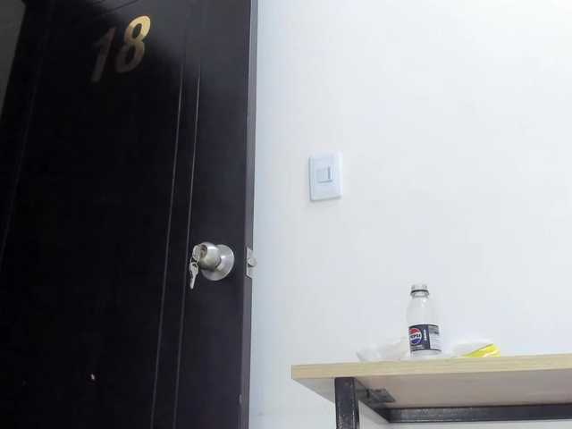 Veerony's BongaCams show and profile