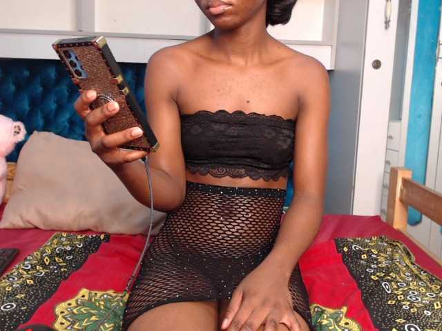LadyDiva69 webcam bongacams model stream image