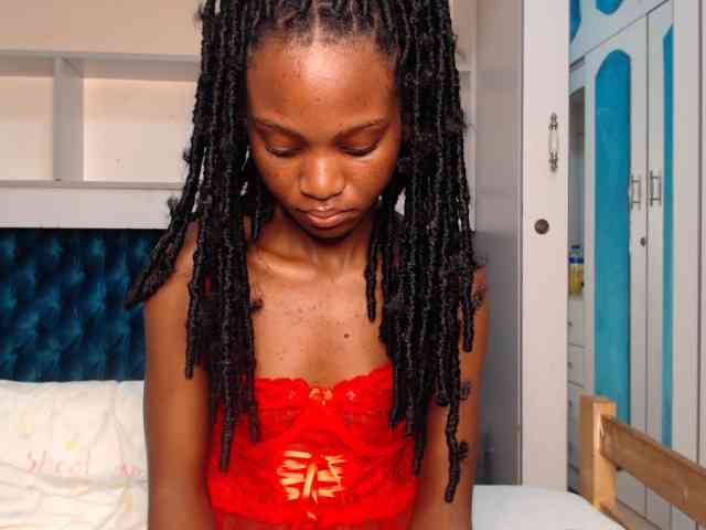 LadyDiva69 webcam