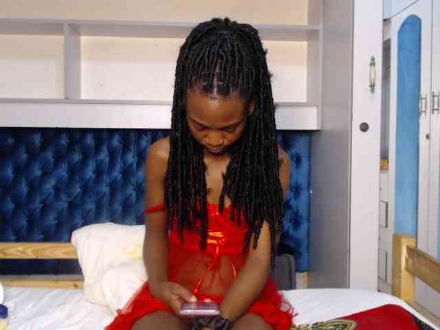 LadyDiva69 webcam