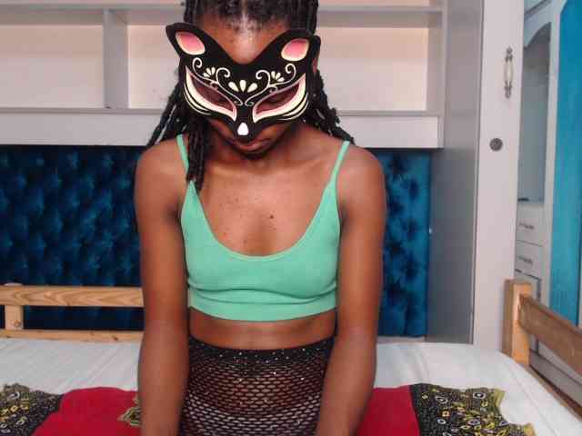 LadyDiva69 webcam
