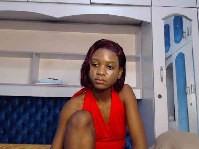 LadyDiva69 webcam