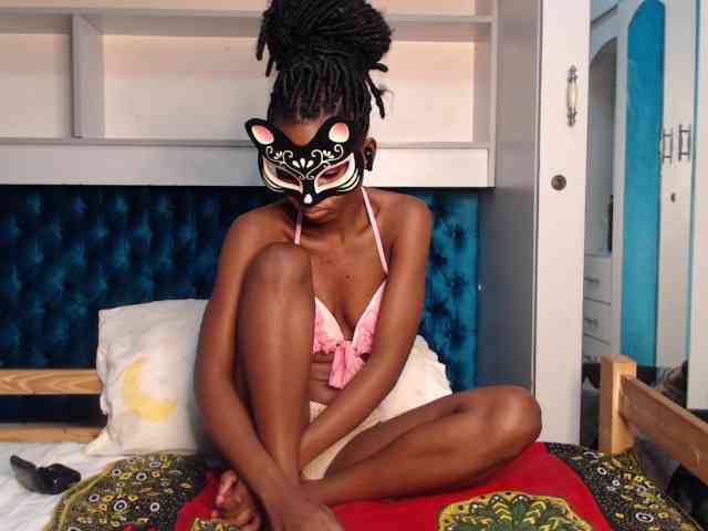 LadyDiva69 webcam