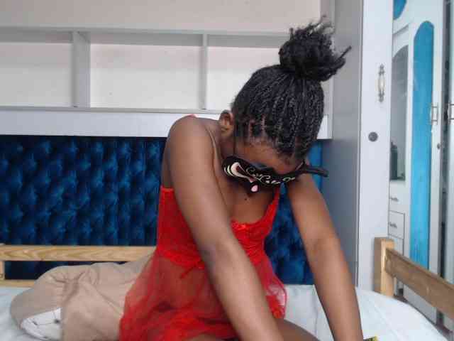 LadyDiva69 webcam