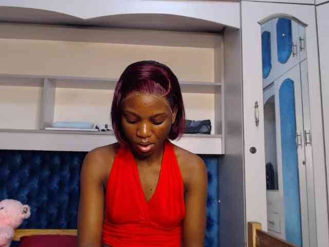 LadyDiva69 webcam