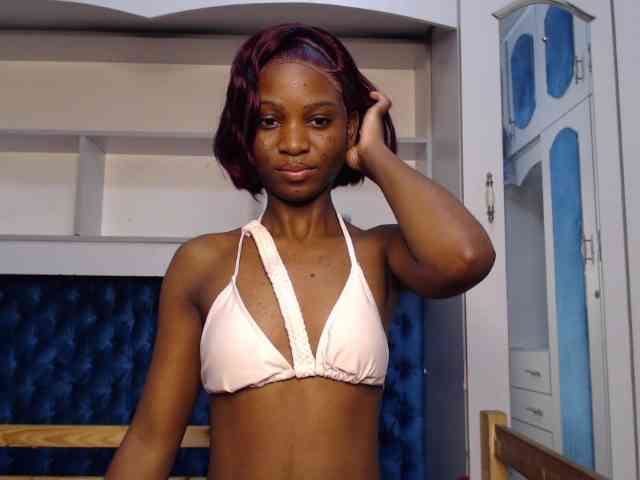 LadyDiva69 webcam