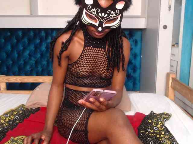 LadyDiva69 webcam