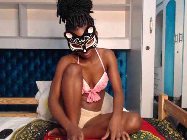 LadyDiva69 webcam