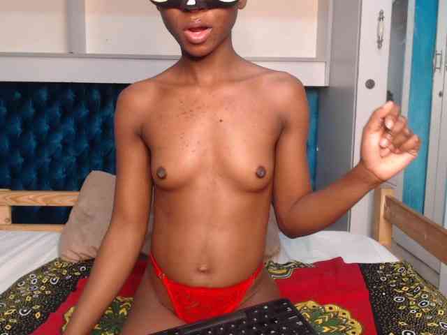 LadyDiva69 webcam