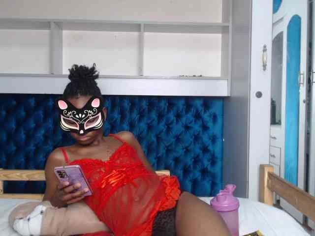 LadyDiva69 webcam