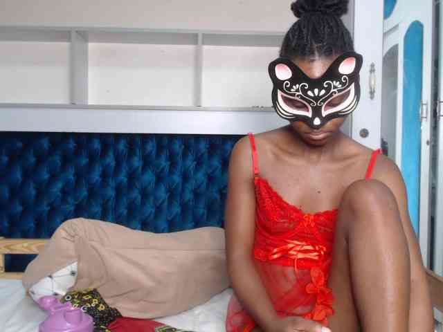 LadyDiva69 webcam