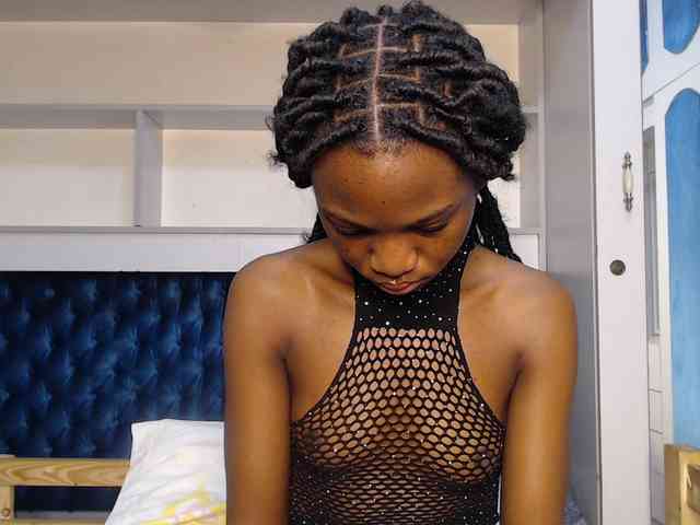 LadyDiva69 webcam