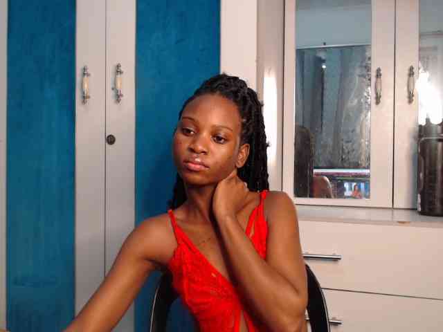 LadyDiva69 webcam