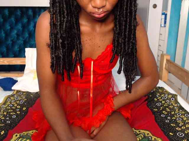 LadyDiva69 webcam