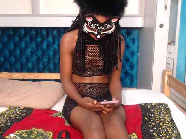 LadyDiva69 webcam