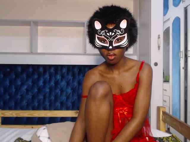 LadyDiva69 webcam