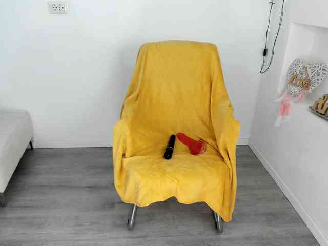 VickyIvy webcam