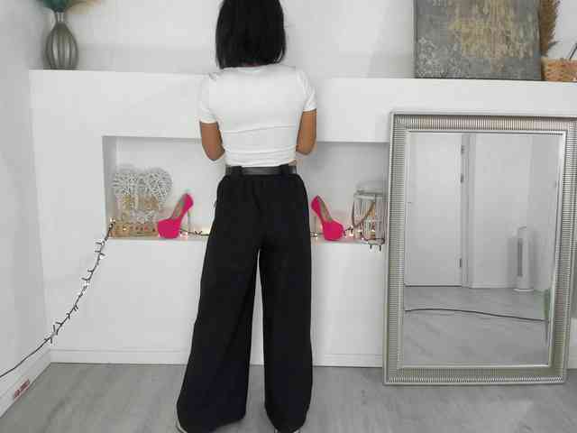 VickyIvy webcam