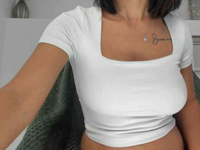 VickyIvy webcam