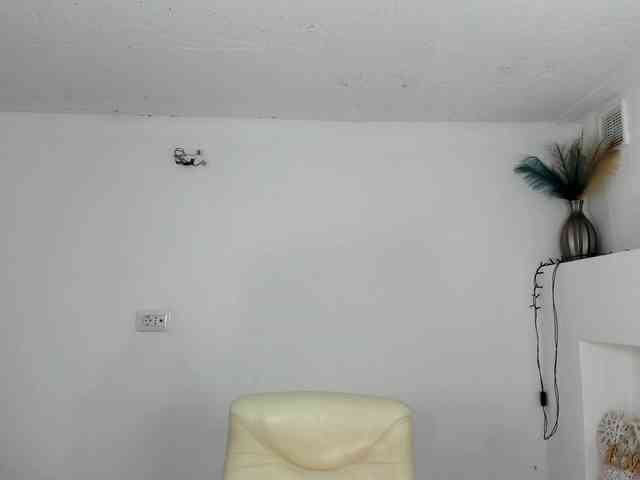 VickyIvy webcam