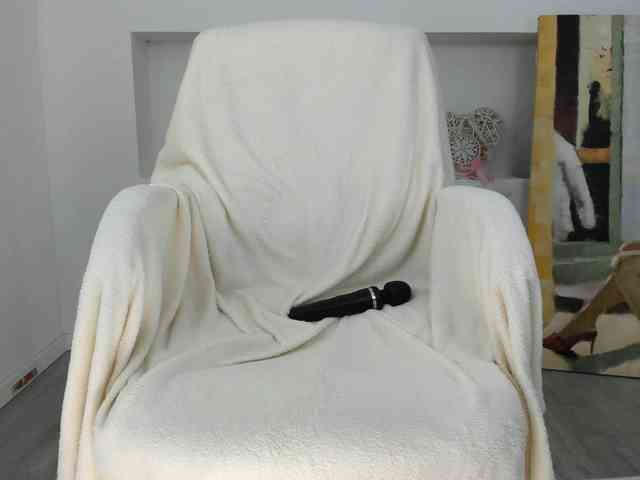 VickyIvy webcam