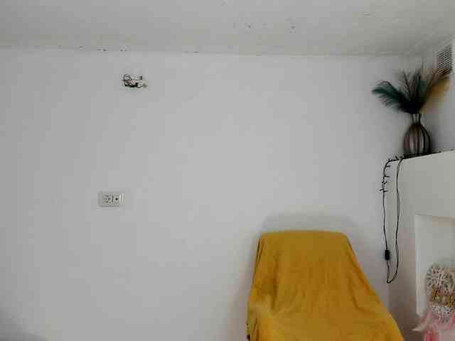 VickyIvy webcam