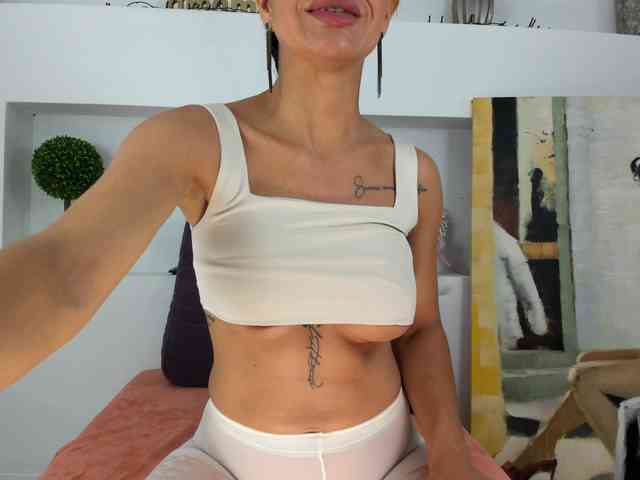 VickyIvy webcam