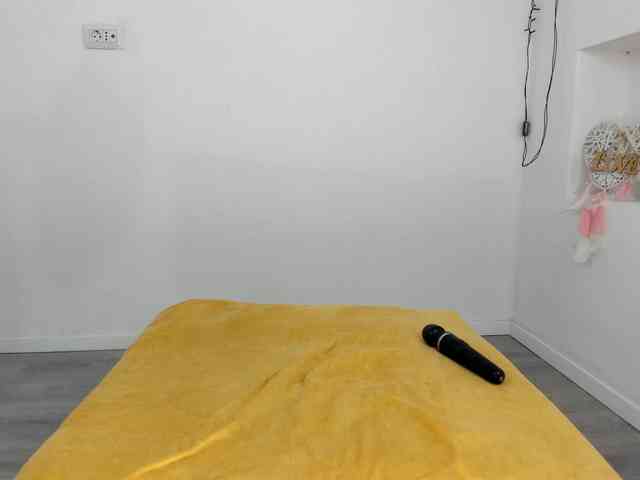 VickyIvy webcam