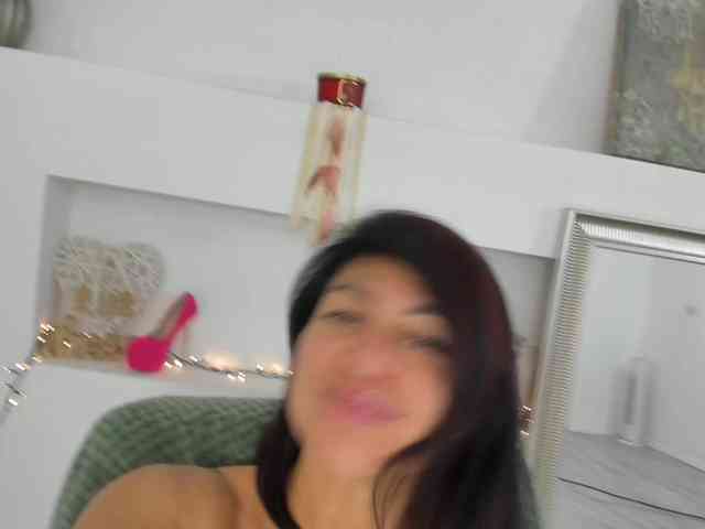 VickyIvy webcam