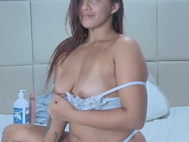 Soraafire's BongaCams show and profile