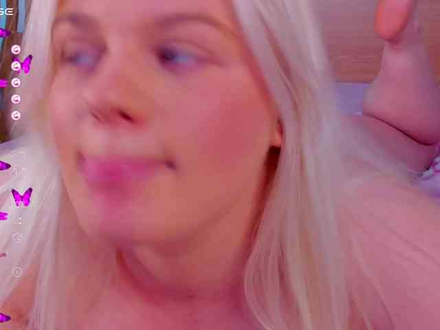 JosephineBlairs webcam