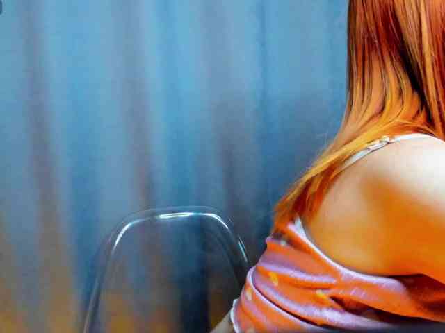 AngelaRoy webcam