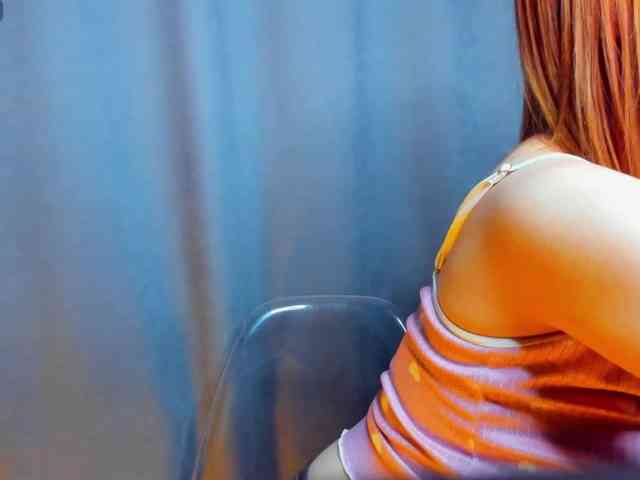 AngelaRoy webcam