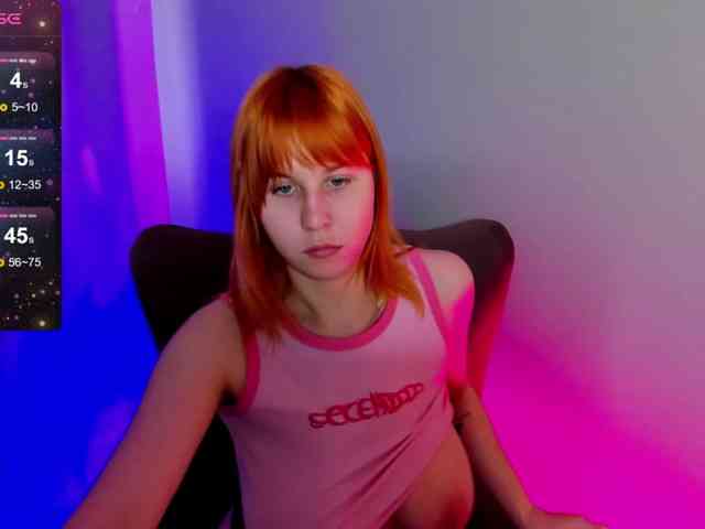 AngelaRoy webcam