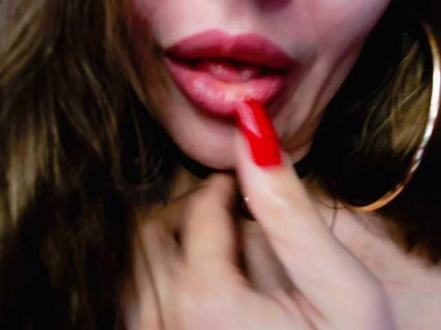 BaddNikky's BongaCams show and profile