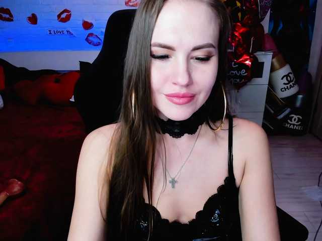 BaddNikky's BongaCams show and profile