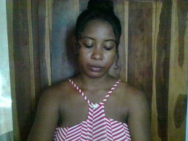 FredahSannie's BongaCams show and profile