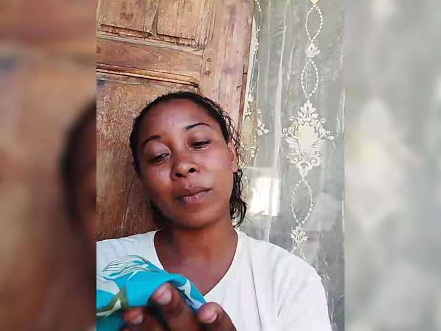 FredahSannie's BongaCams show and profile