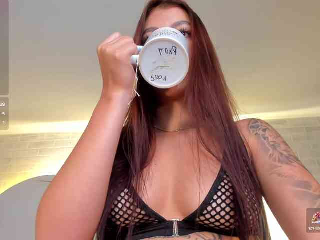 IsabellaKroft webcam