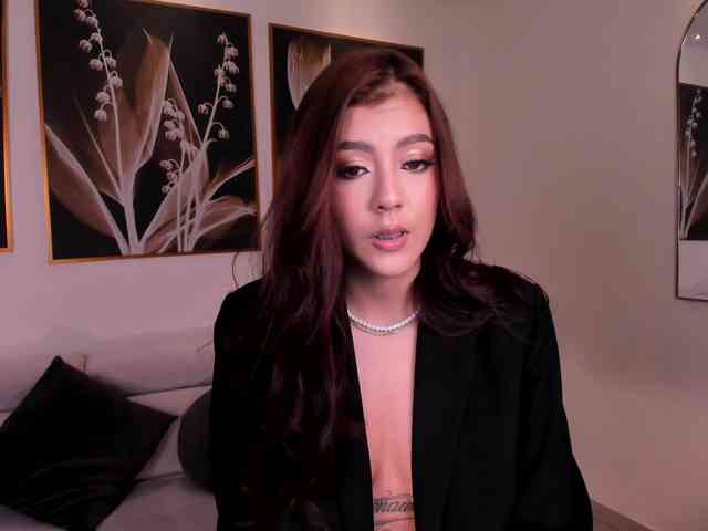 IsabellaKroft webcam
