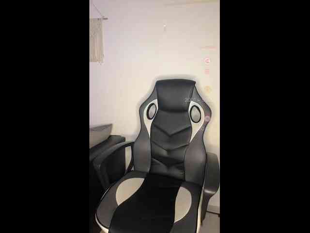Leslie08 webcam
