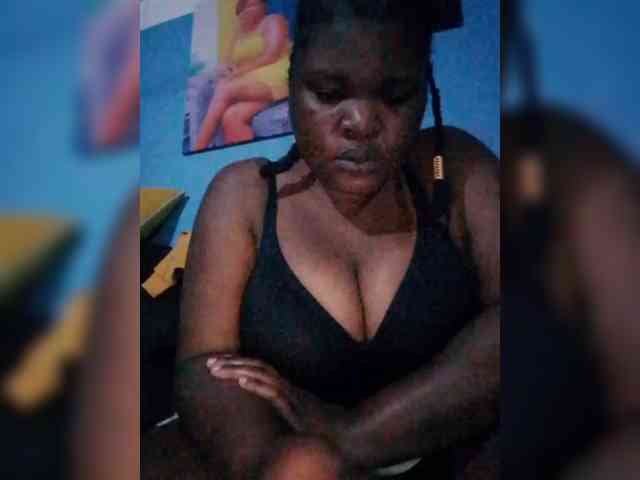 CreamyClit webcam