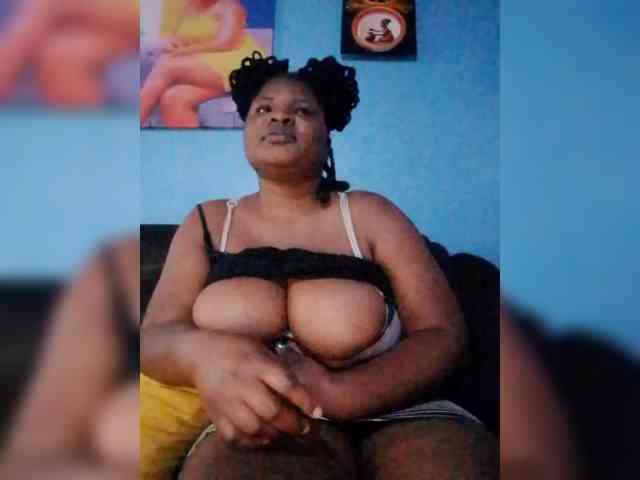 CreamyClit webcam