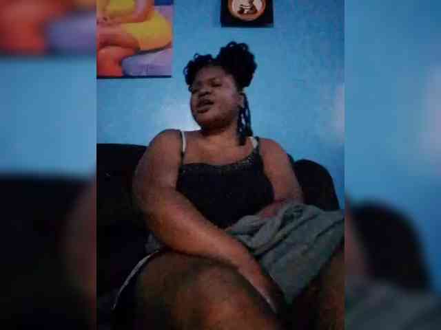 CreamyClit webcam