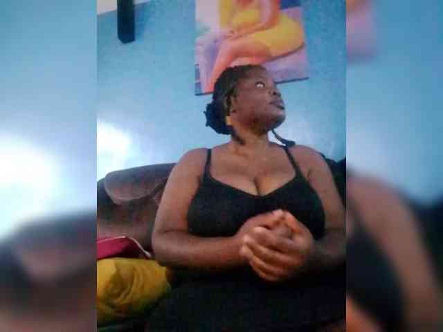 CreamyClit webcam