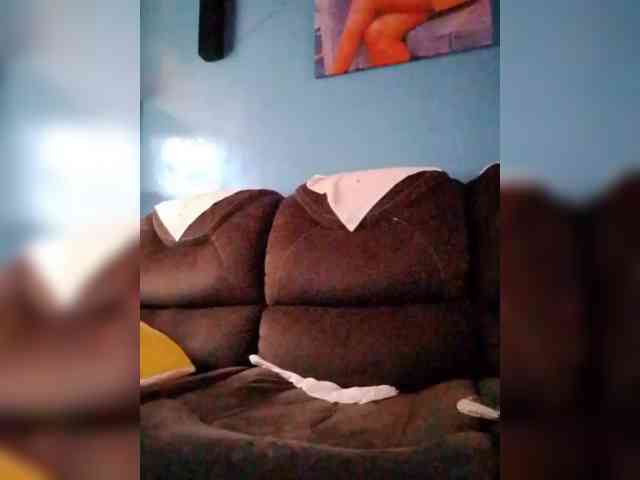 CreamyClit webcam